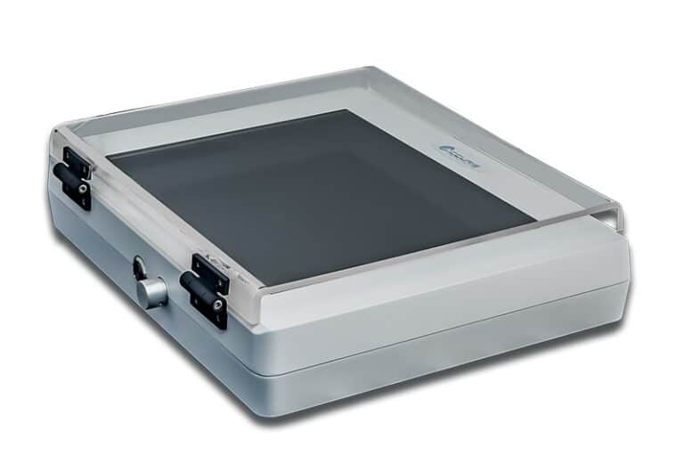 Accuris™ UV Transilluminator, 21x26cm, Variable Intensity, 230V
